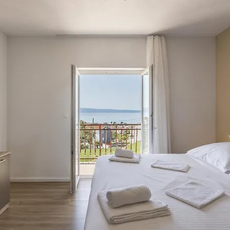 Senator ポドストラナ