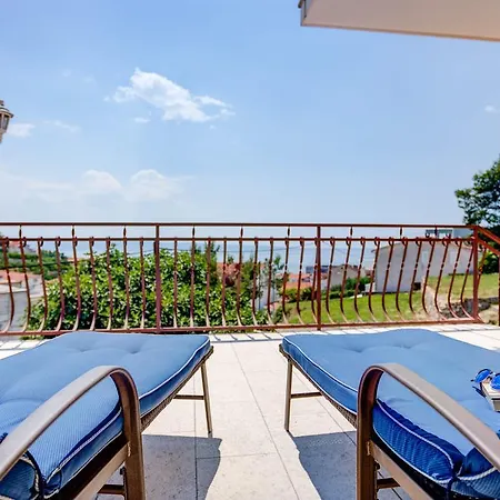 ゲストハウス Senator 3*