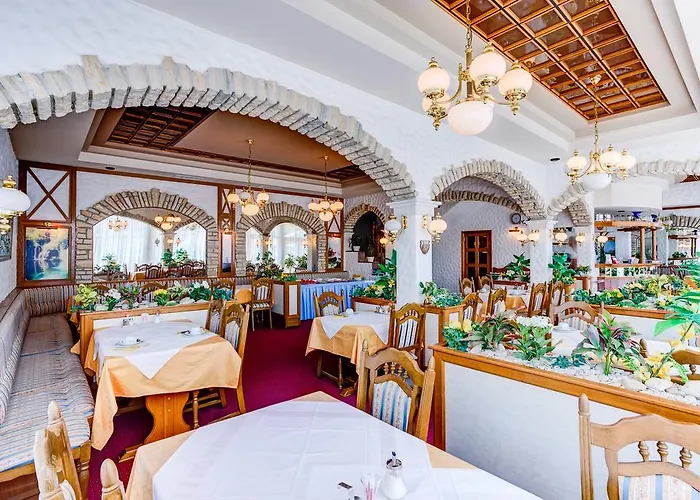 Senator Ποντστράνα