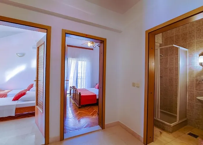 Senator Πανσιόν Ποντστράνα