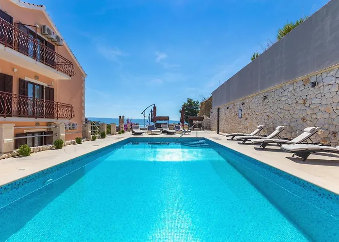 Πανσιόν Senator 3*